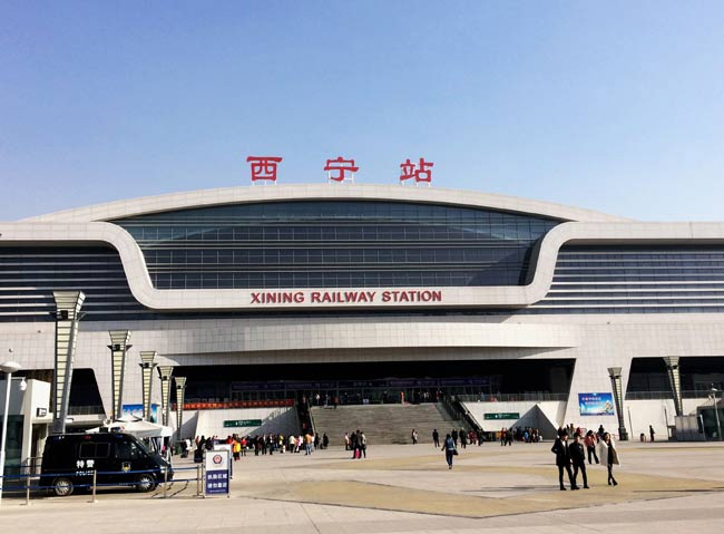 子洲西宁高铁站